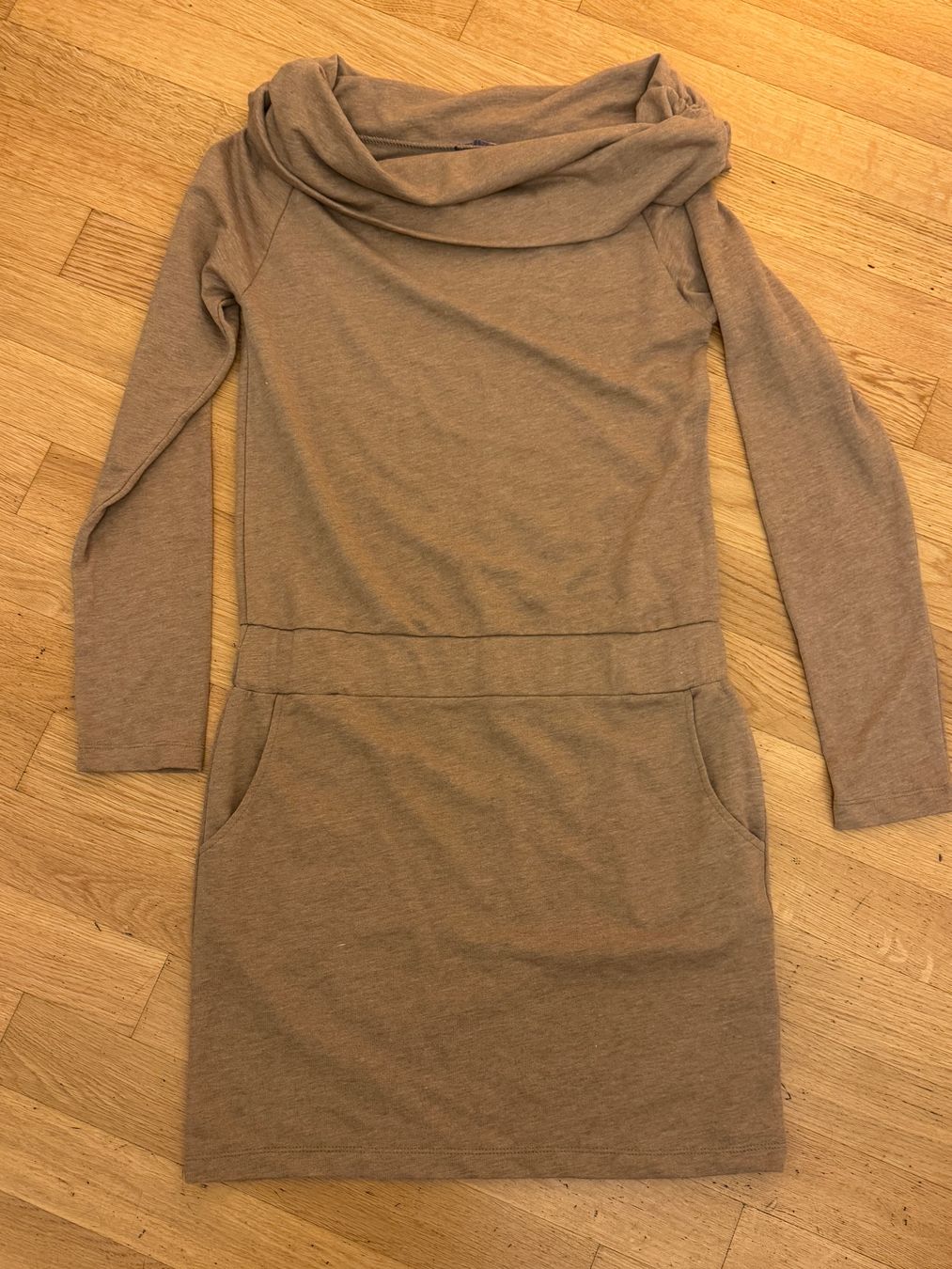 Vestiti: Kleid, Mandalay, Gr. S – Usato da Basel venduto da Pacco09 1