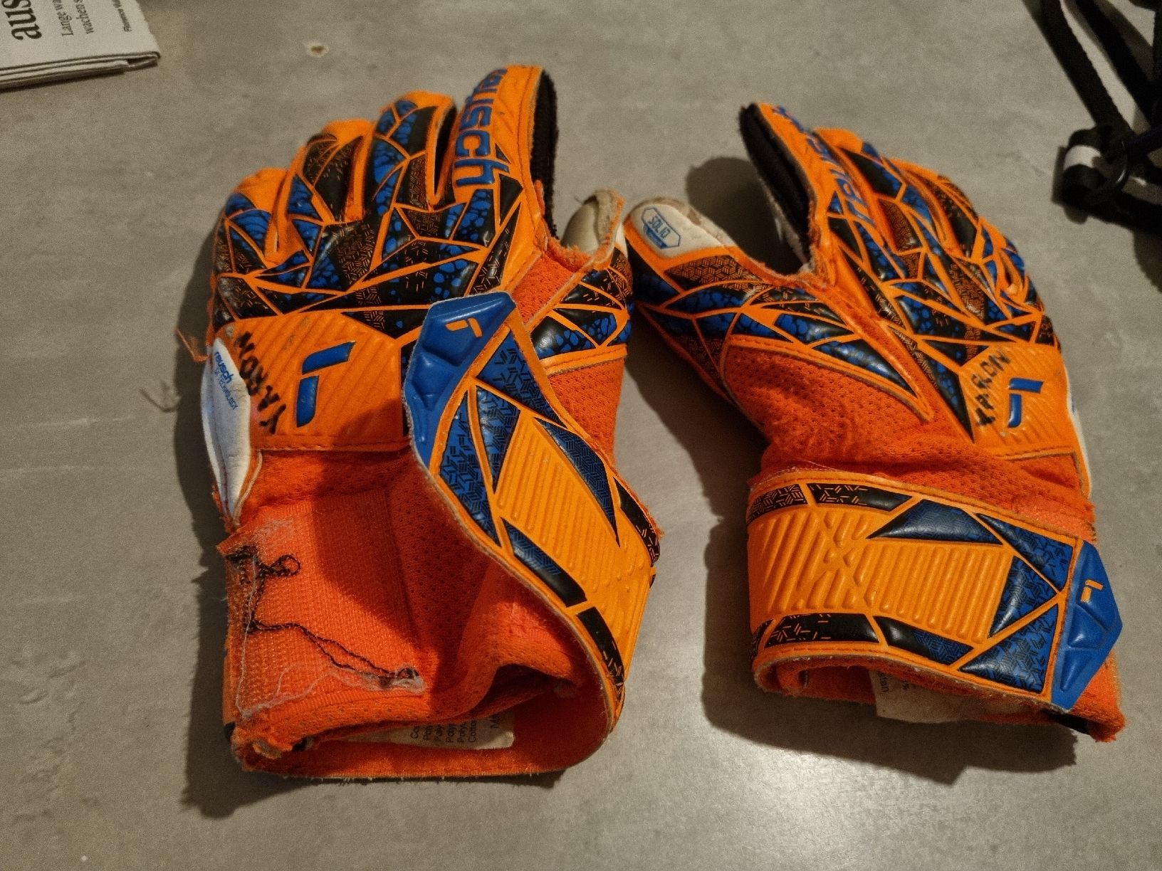 Reusch Handschuhe & Handstulpen: torwarthandschuhe – Gebraucht aus Basel von Waranwaran