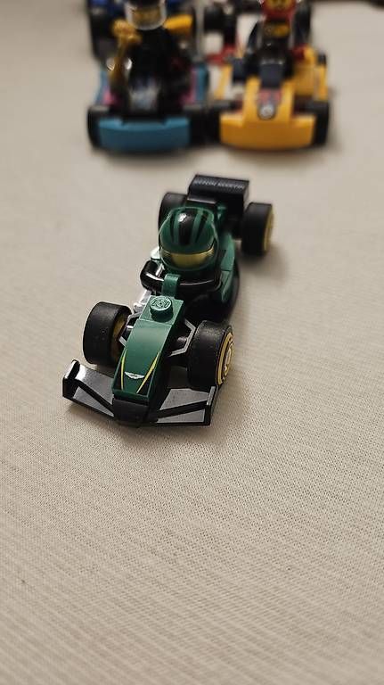 Lego Giocattoli: Lego Formel 1 Autos – Usato da Steinhausen venduto da hel_8sg7 1