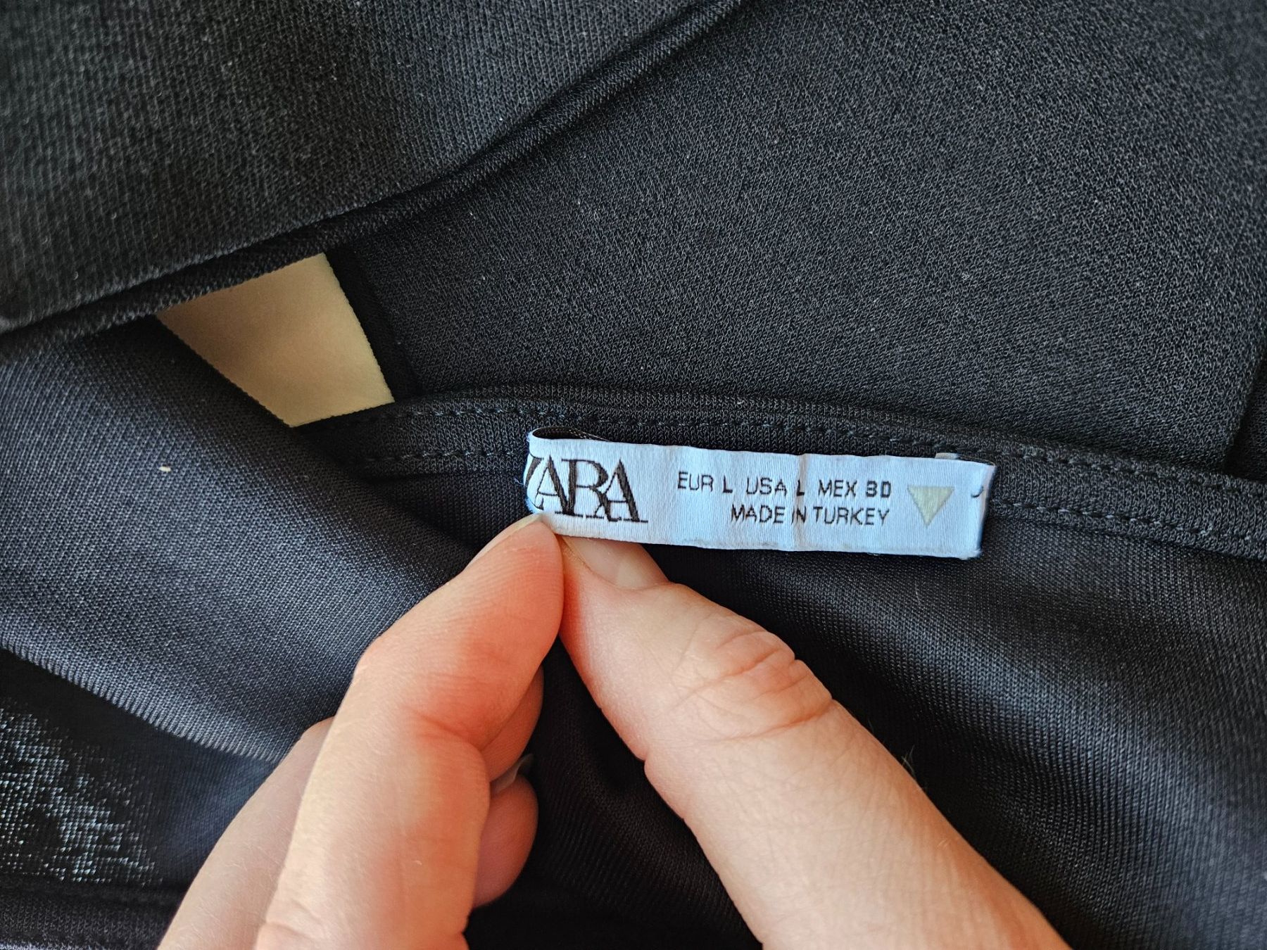 Tops: Zara-Oberteil Gr.L schwarz, super elegant – Gebraucht aus Schaffhausen von sabrina915 7