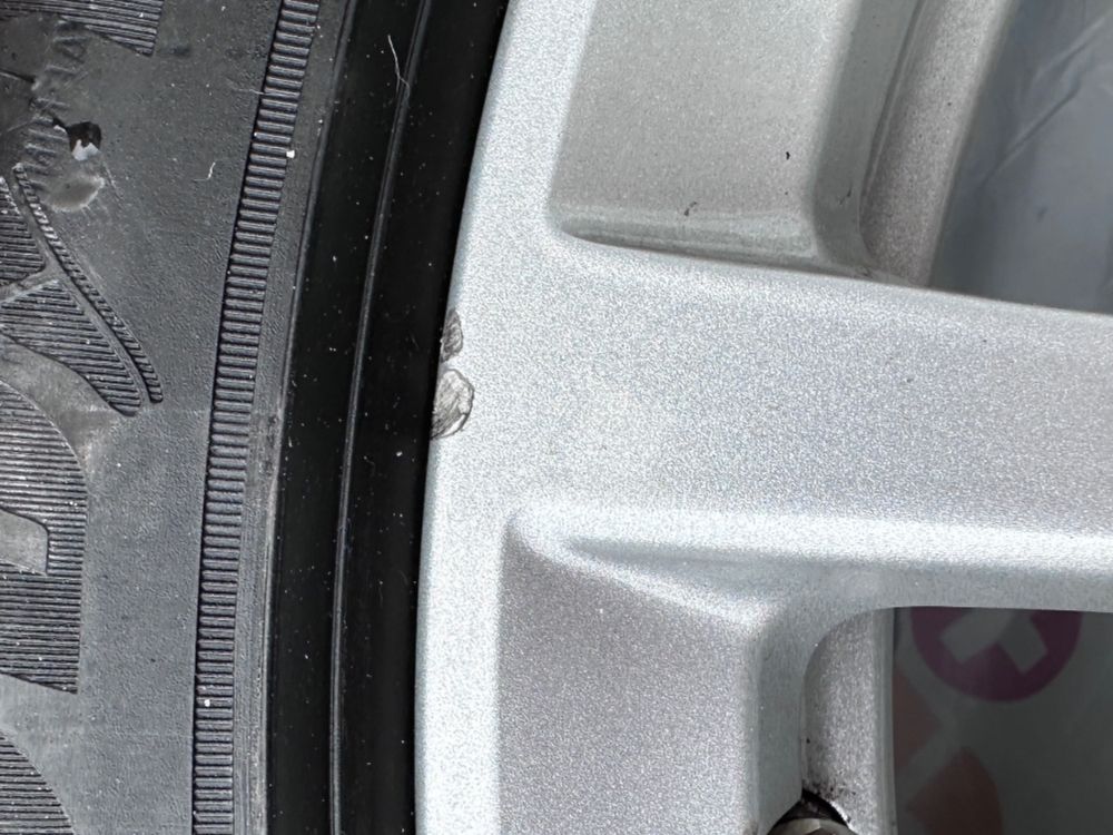 BMW Pneus & Roues: Original BMW 18" Wintercompletträder – D'occasion à Berg SG par elcapitan02 7