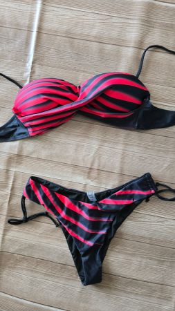 😍 Bikini Set - 40 - Schwarz-Rot Gestreift 👙