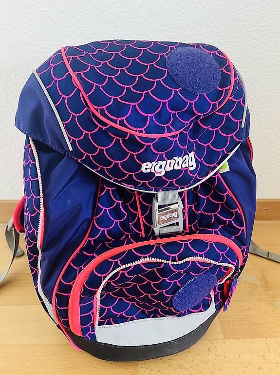 Ergobag Borse & Zaini: Ergobag Schulrucksack -Set (4-teilig) – Usato da Jona venduto da ron_b8wq 1
