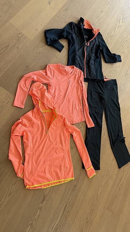 Kleiderpakete: Joggingkleider Grösse S – Gebraucht aus Kriens von tananuschka13 3