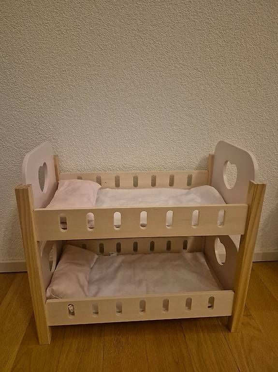 Giocattoli: Kinder-Puppenbett (Holz) – Usato da Zürich venduto da a.b.g.baumann
