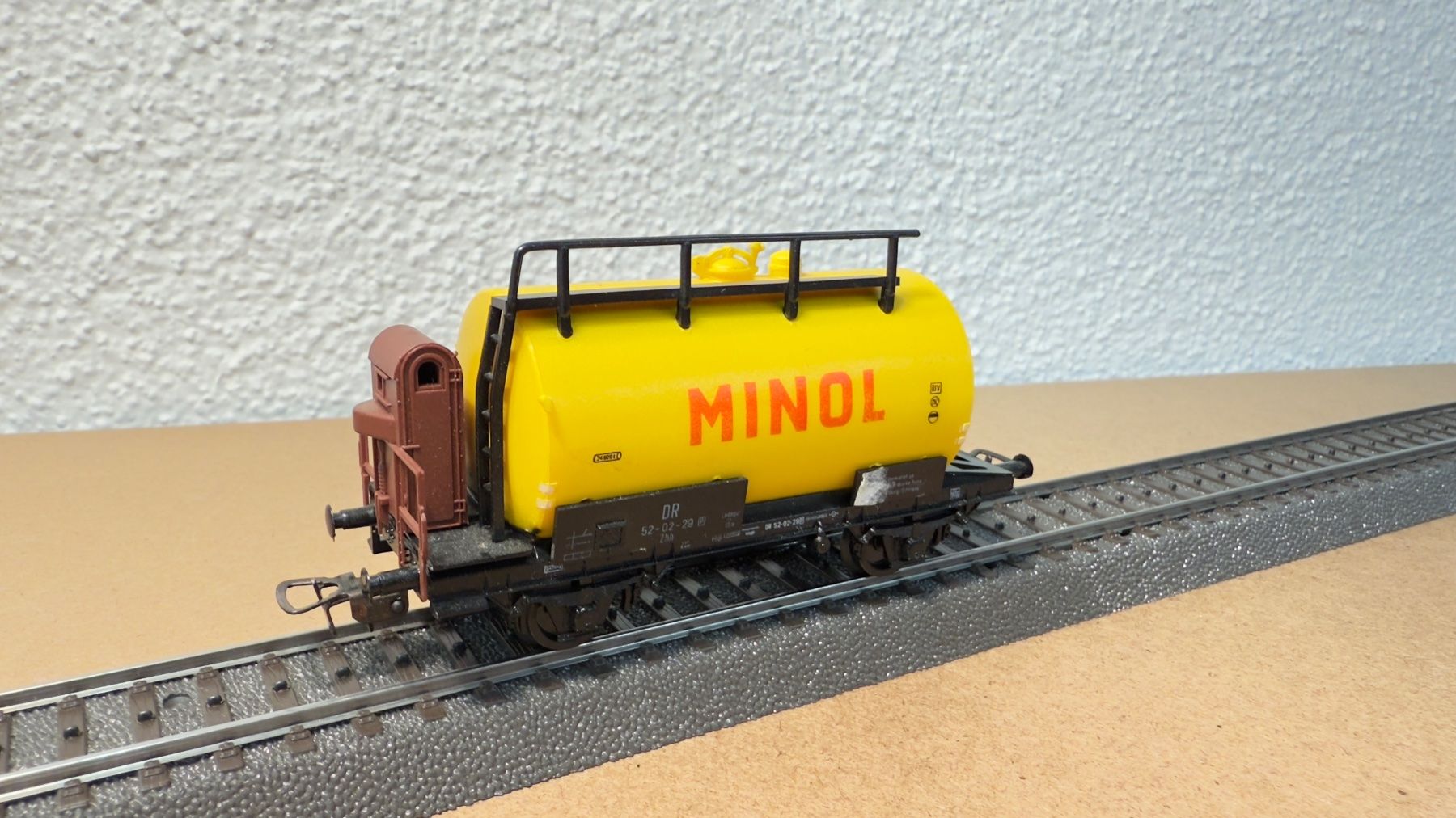Liliput Modellini di ferrovie: Lilliput Tankwagen H0 / DC – Usato da Windlach venduto da Kelebra 3