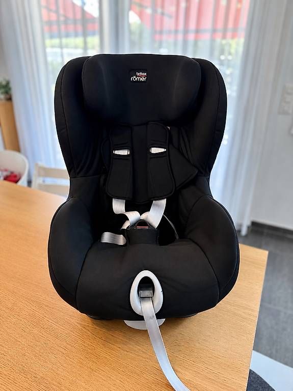Britax Römer Seggiolini per auto: Kindersitz – Usato da Merenschwand venduto da rebirobi