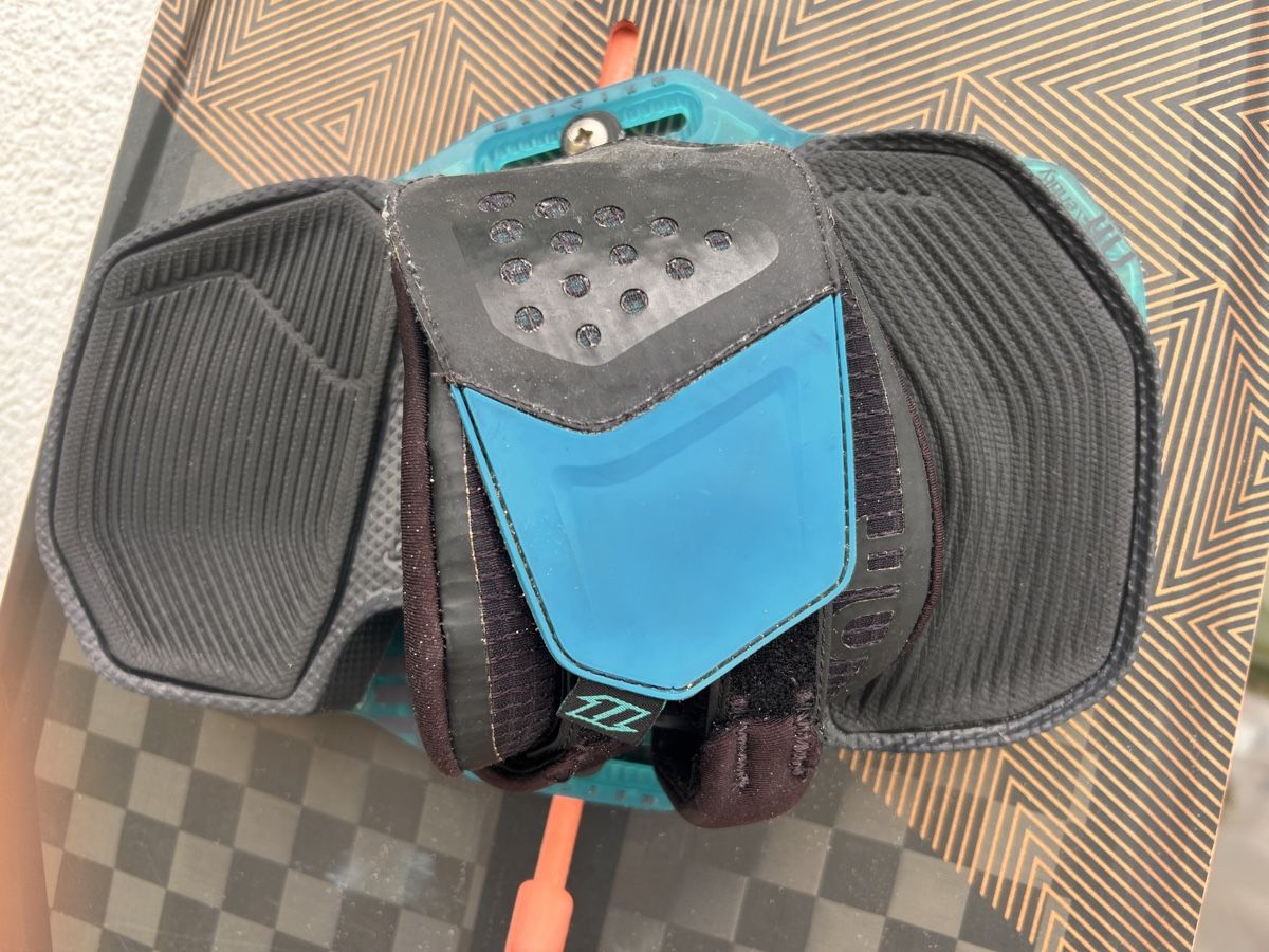 North Planches de surf: North Kiteboard Select 135/40 – D'occasion à Degersheim par Zybax 6