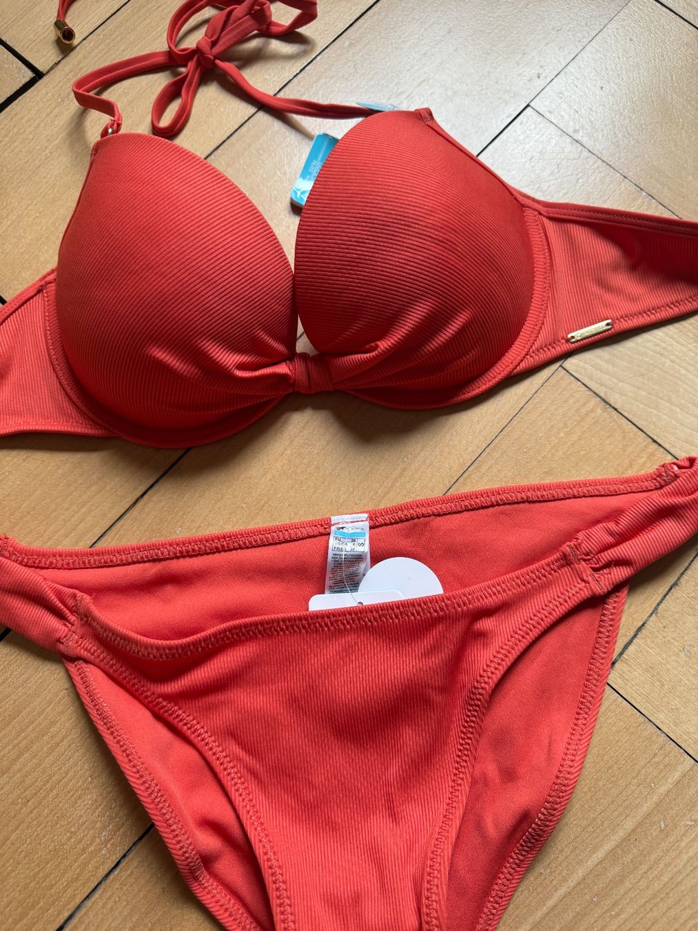 Costumi da bagno & Bikini: CENSORED - Bikini orange 75C (NEU) – Nuovo e nell'imballaggio originale da Zürich venduto da Diazaio 1