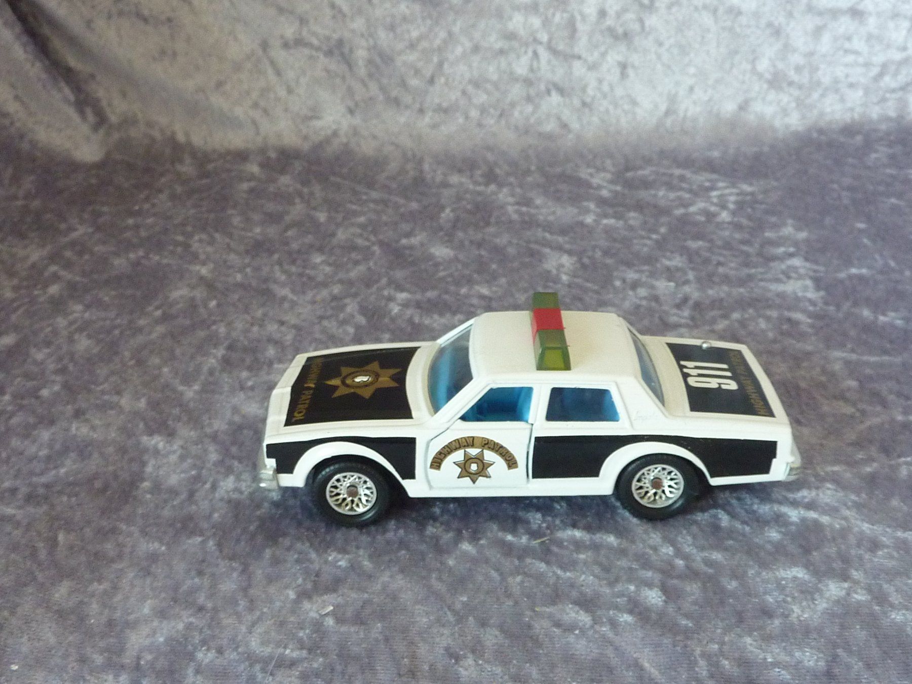 Chevrolet Modellini d'auto: Chevrolet Caprice Highway Patrol – Usato da Dürrenäsch venduto da modellautos4you