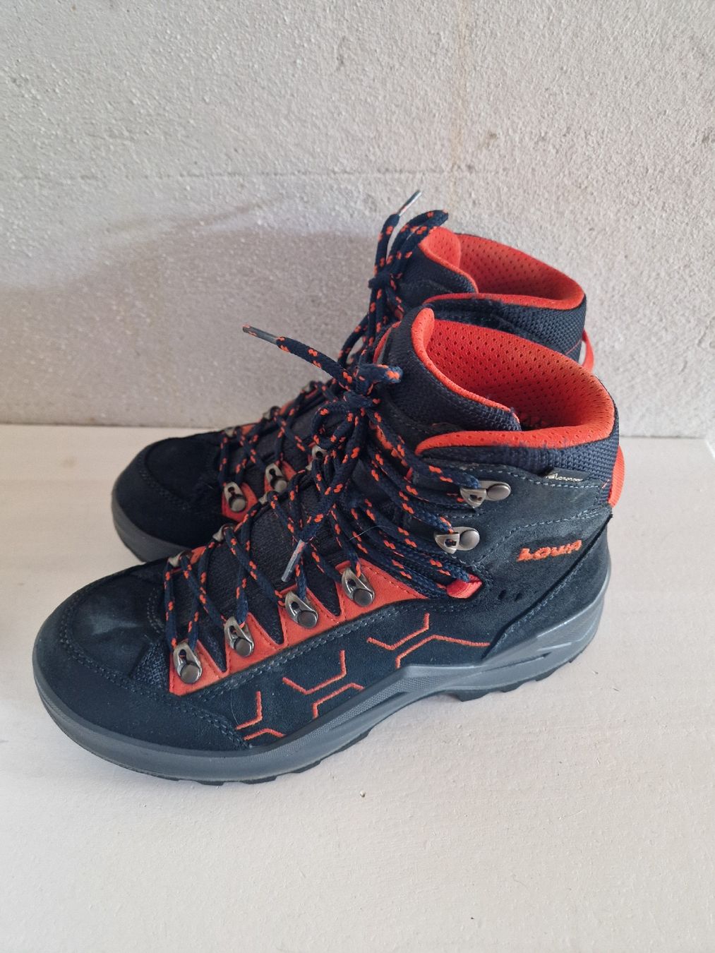 Lowa Schuhe für Jungen: Lowa Wanderschuh – Gebraucht aus Heiden von sun_65cy