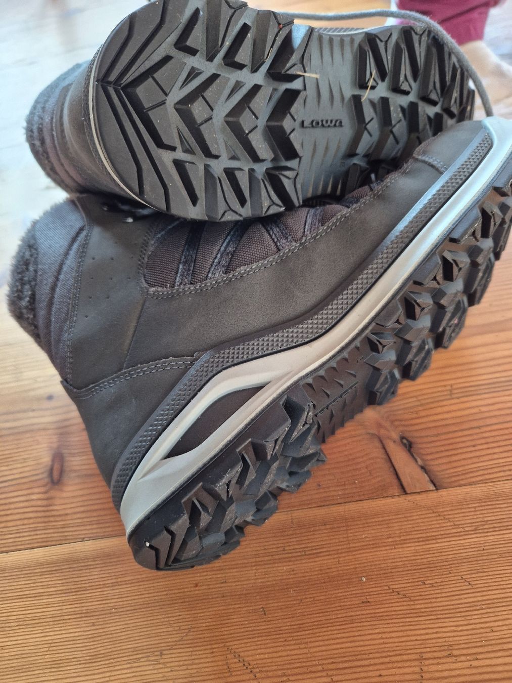Lowa Scarpe da donna: Lowa Winterstiefel – Nuovo (secondo la descrizione) da Abtwil SG venduto da ste_22sn 1