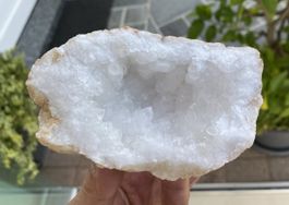 Schöne Quarz Geode 