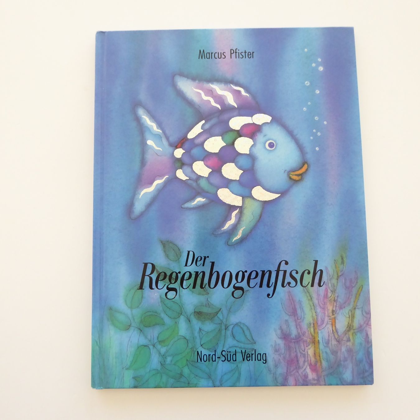 Livres: Der Regenbogenfisch – D'occasion à Basel par Kunterbunt12