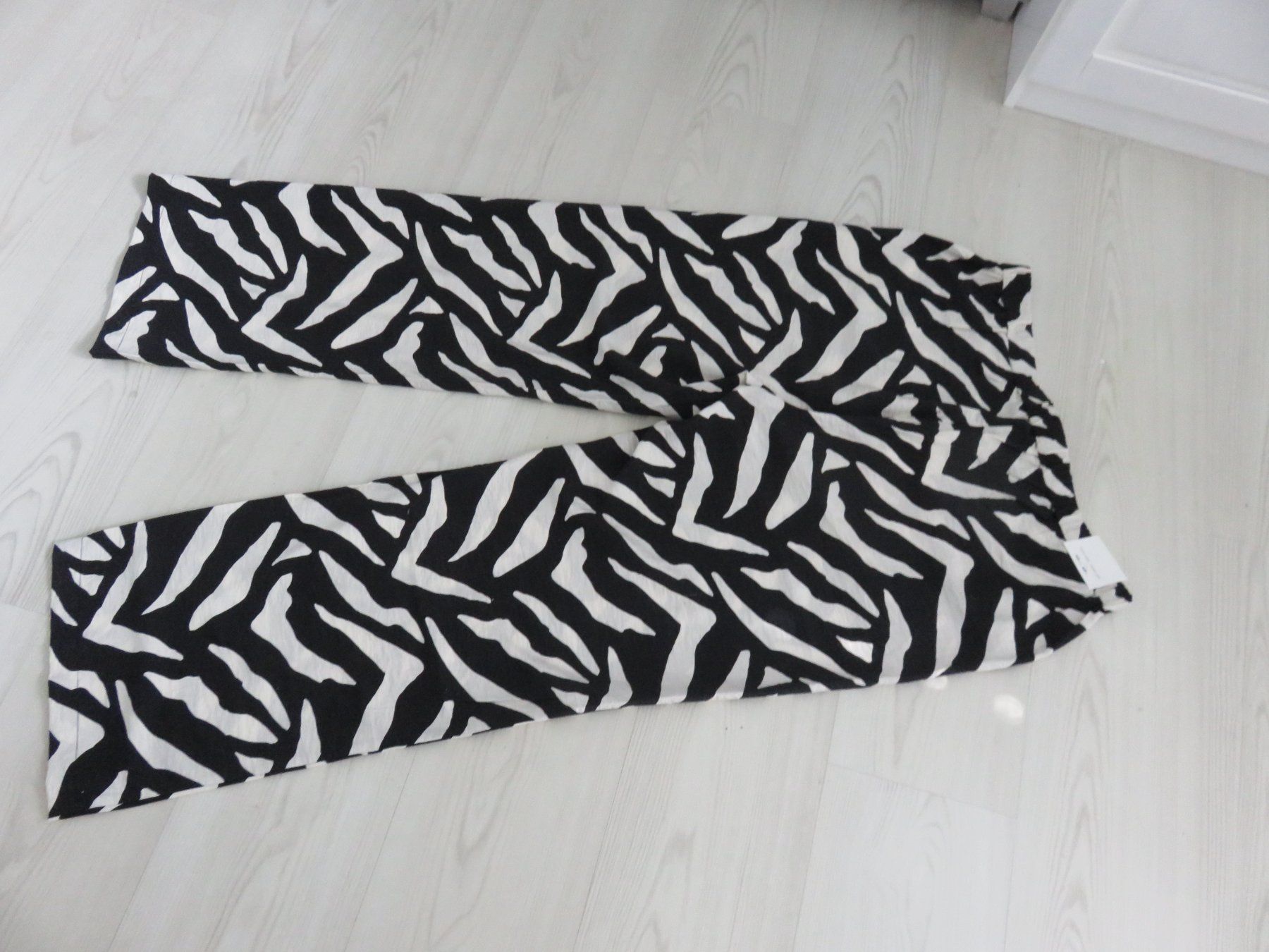 Pantaloni: NEUE HOSE Gr. 46 – Nuovo e nell'imballaggio originale da Lachen SZ venduto da portofino01 1
