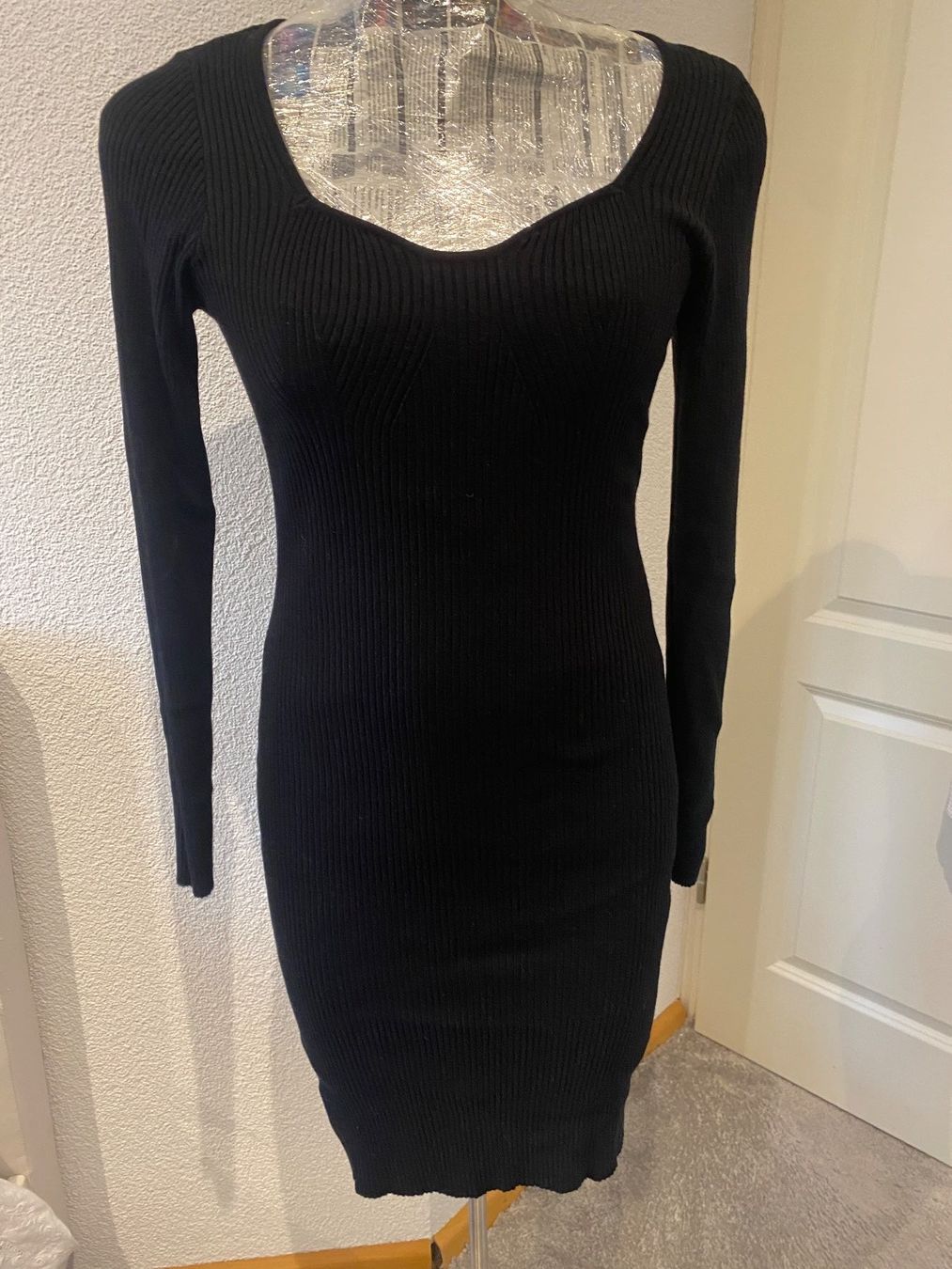 Robes: Kleid M neu – Neuf (Voir description) à Liestal par Goldart 5