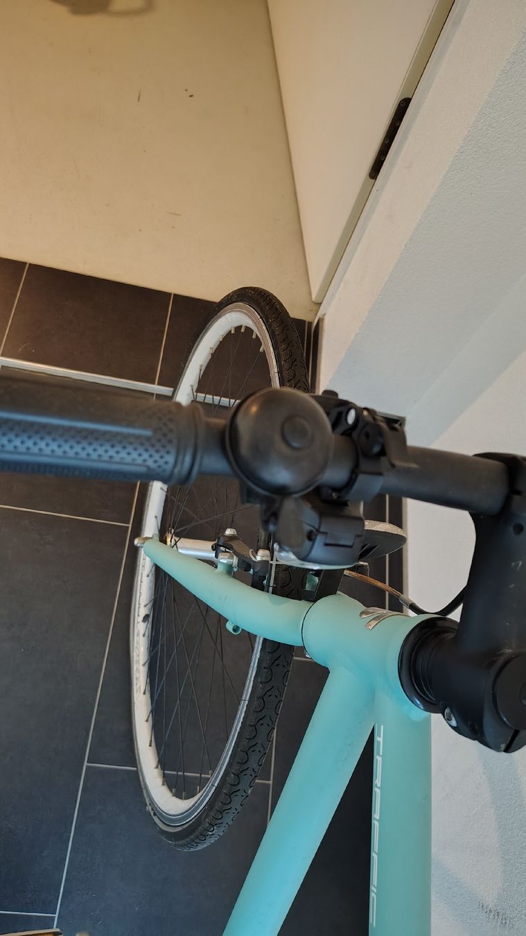 Biciclette: Velo taille M en bon état – Usato da Puidoux venduto da Sophia70 7