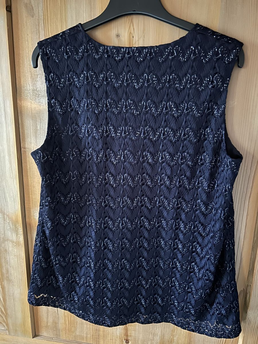 Costumi: Kleid 3 teilig – Usato da Weier im Emmental venduto da lempo 7