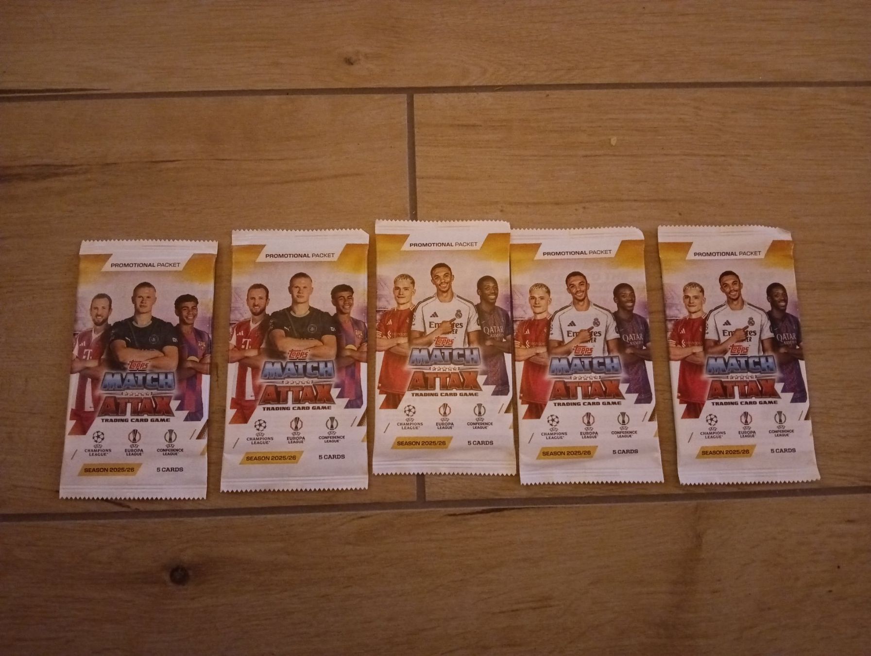 Topps Carte collezionabili: Fussball WM Sammelkarten – Nuovo e nell'imballaggio originale da Röthenbach Hbsee venduto da Thomi86