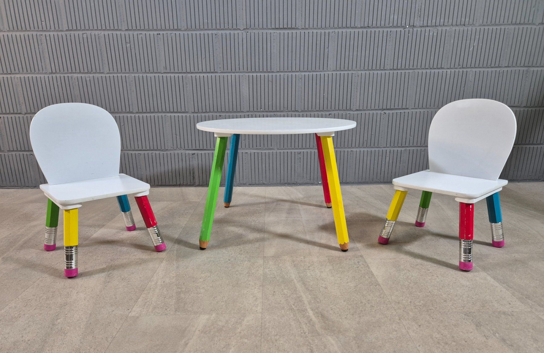 Tische: Set Pierre Sala Bleistift Pen Table Stool Kinder Tisch Stuhl – Gebraucht aus Nottwil von Wondewa-Shop 2