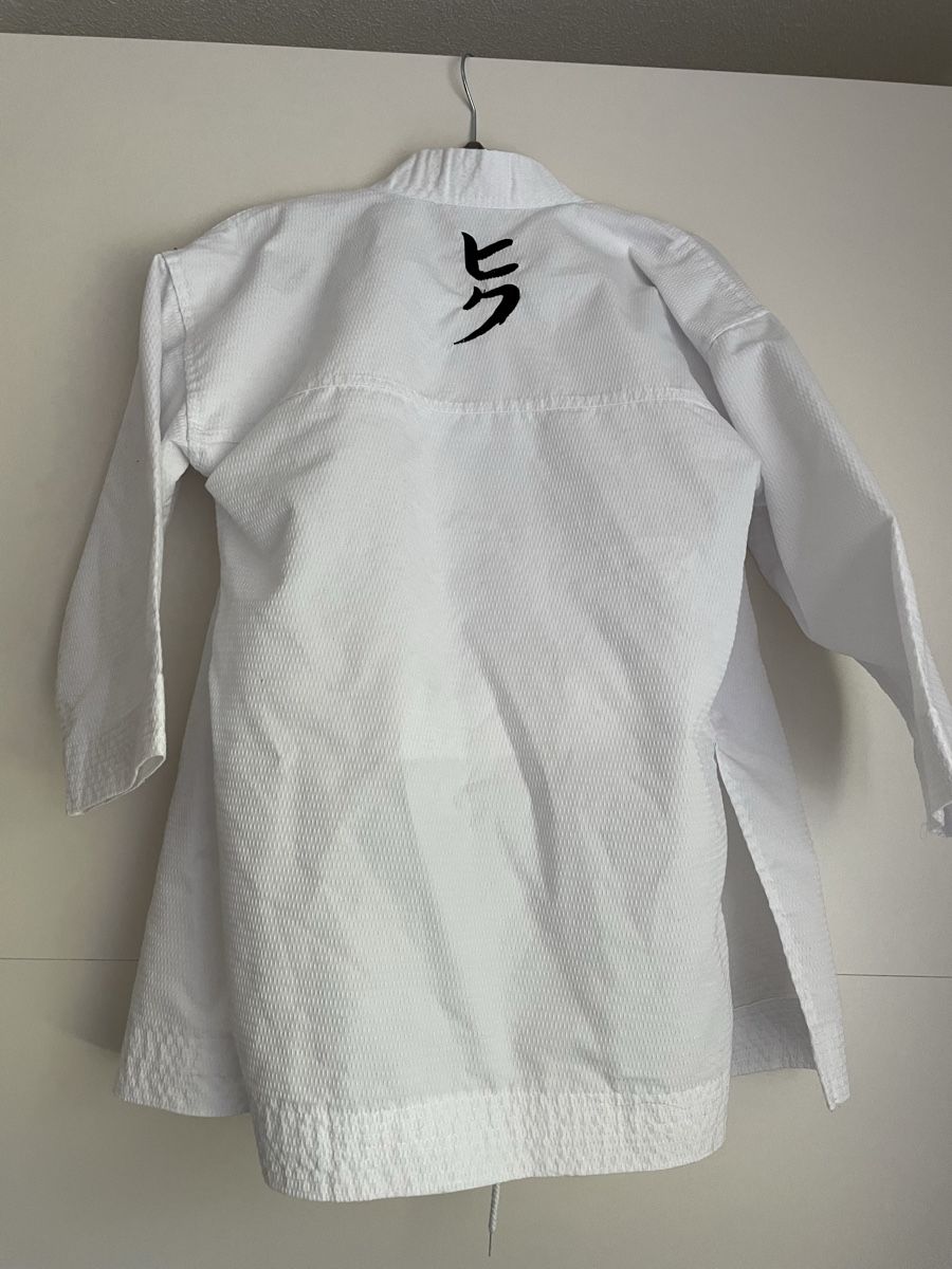 Kimono: Hiku Kumite Karate Gi / Kimono Gr. 140 – Usato da Bubendorf venduto da Gulli72 1