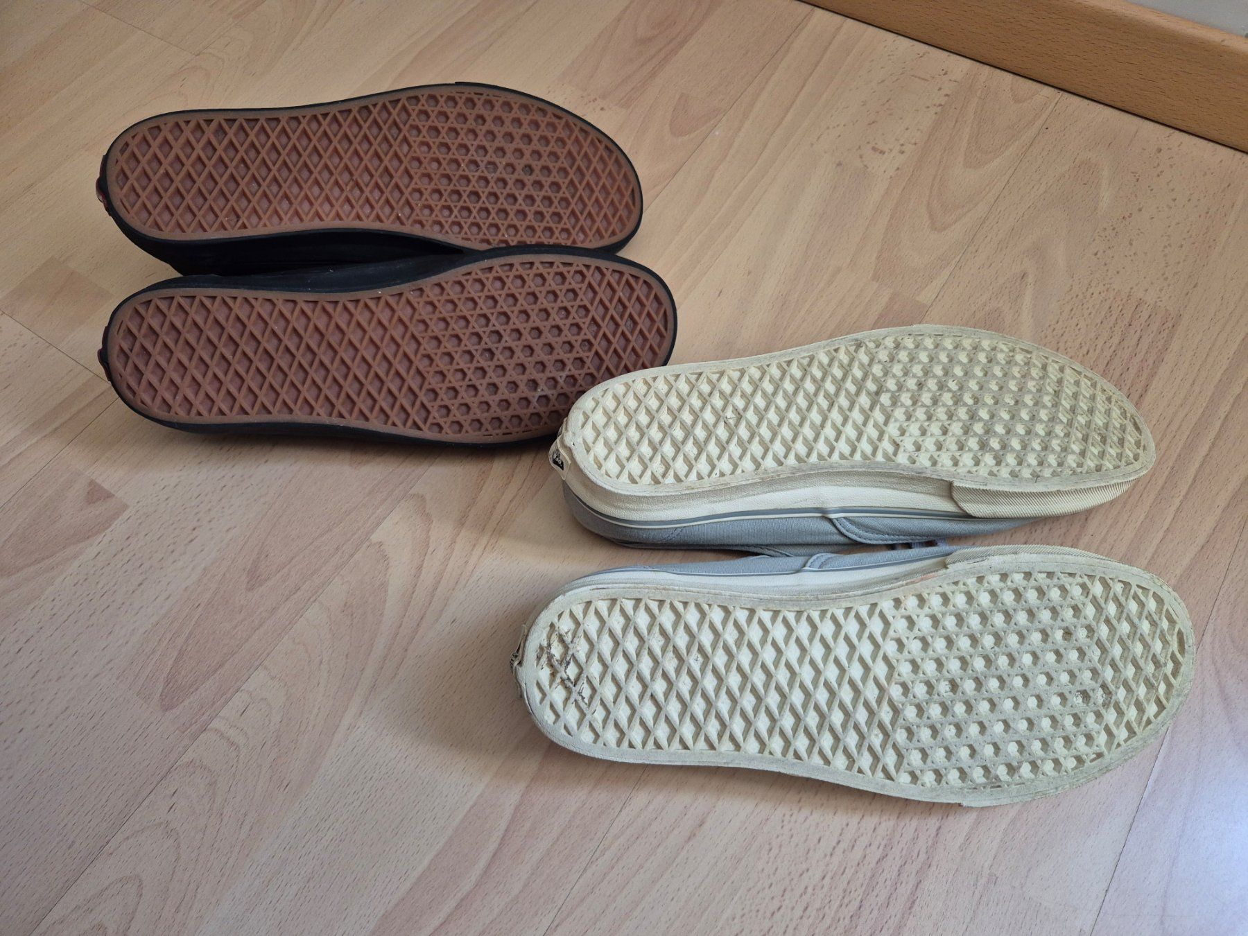 Vans Scarpe da uomo: Schuhe Sneaker Vans Old Skool Turnschuhe Gr. 45 – Usato da Schaffhausen venduto da pfanis09 8