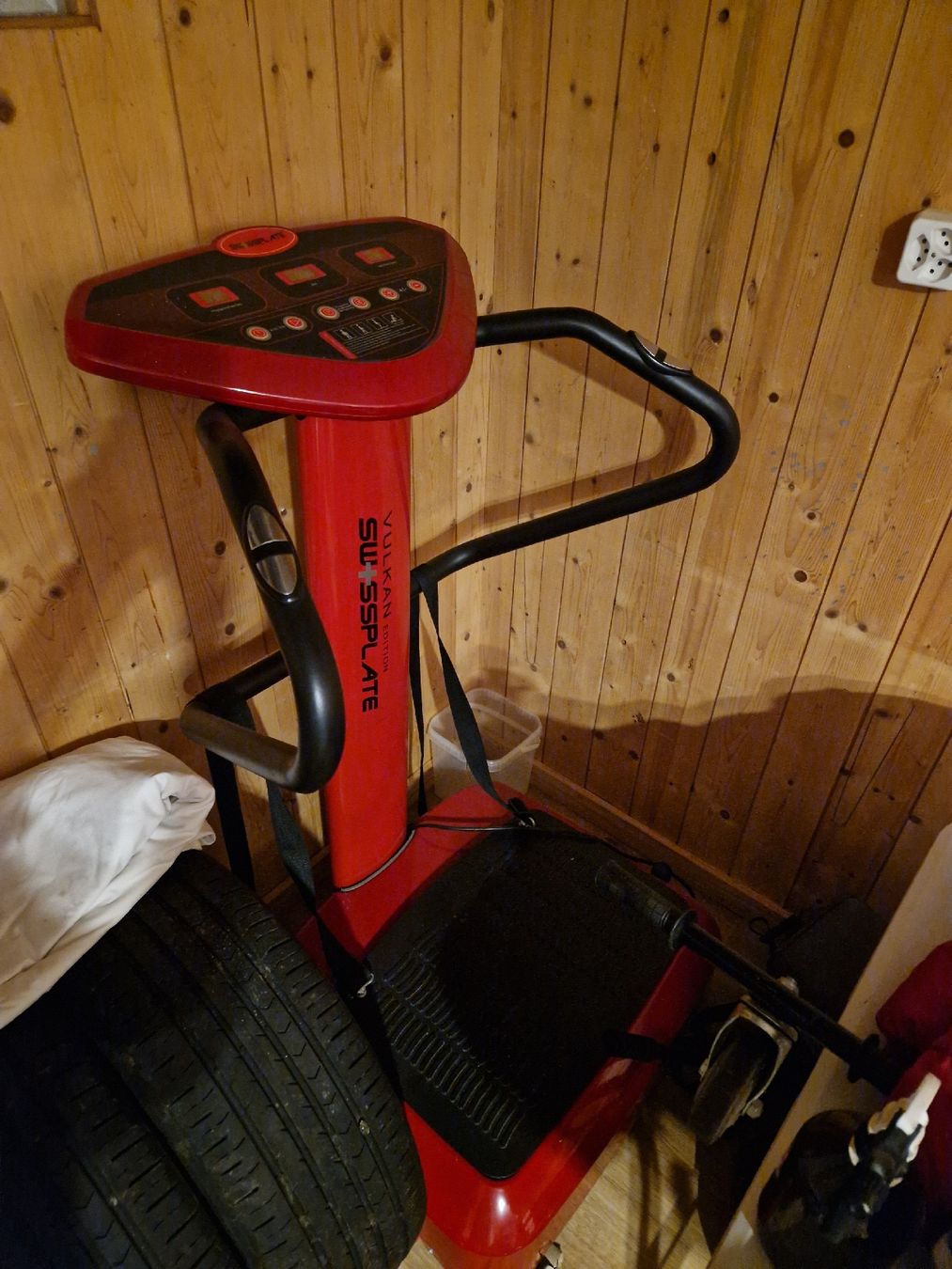Swissplate Hometrainer: Swissplate Vulkan Vibrationsplatte – Usato da Wimmis venduto da traubenq