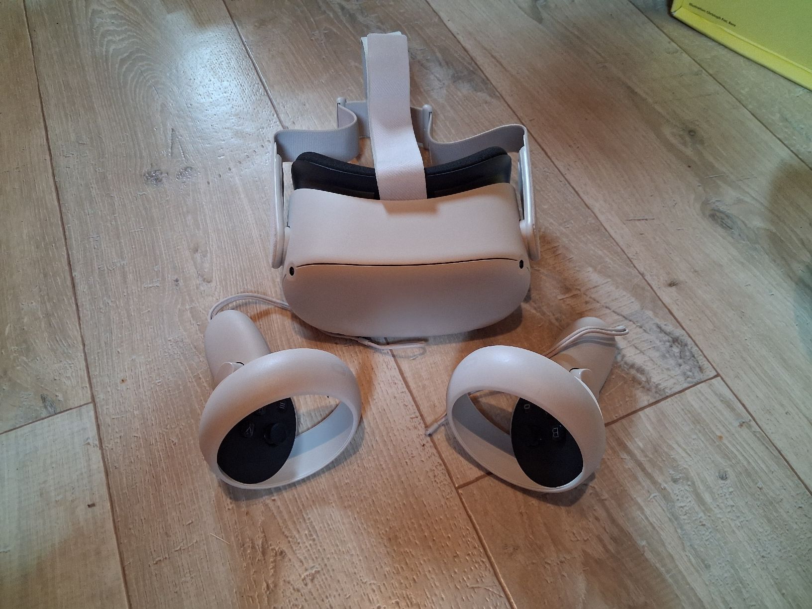 Meta Casque VR: meta oculus quest 2 – D'occasion à Mayens-De-Chamoson par arvine29 1
