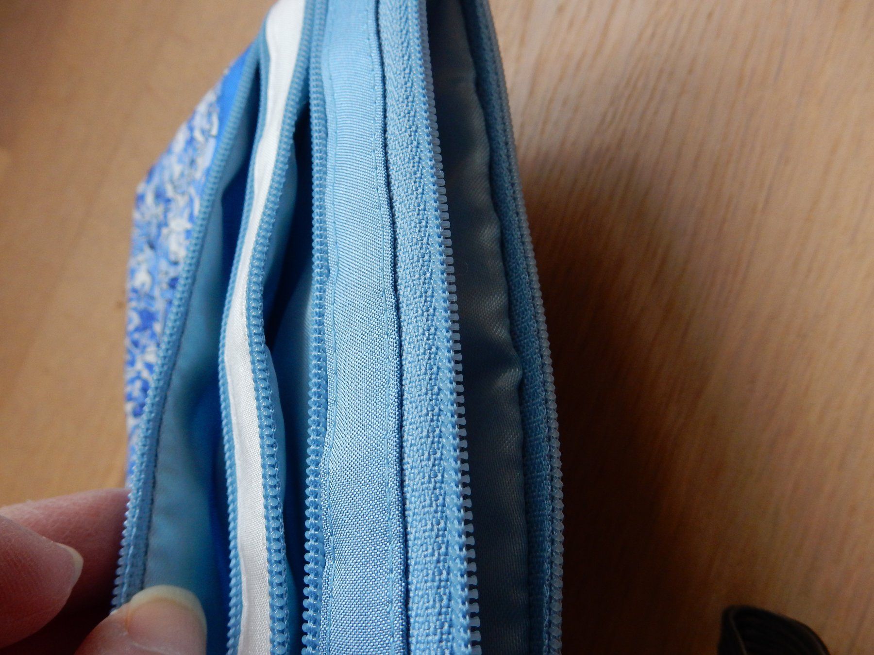 Kosmetikkoffer: Necessaire - Kulturbeutel edles Täschli - Jim Thompson Seide – Neu und originalverpackt aus Jona von simongarden 5