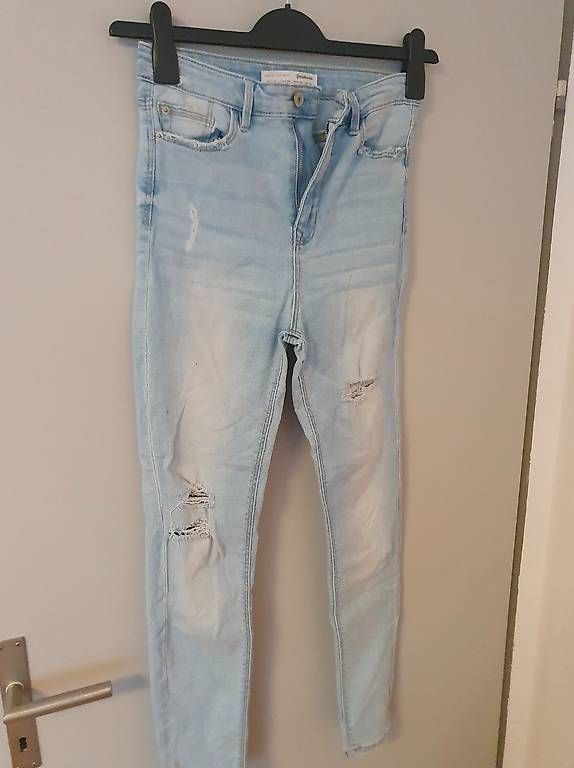 Stradivarius Jeans: Stradivarius Super High Waist Gr. 36 – Gebraucht aus Luzern von maji87