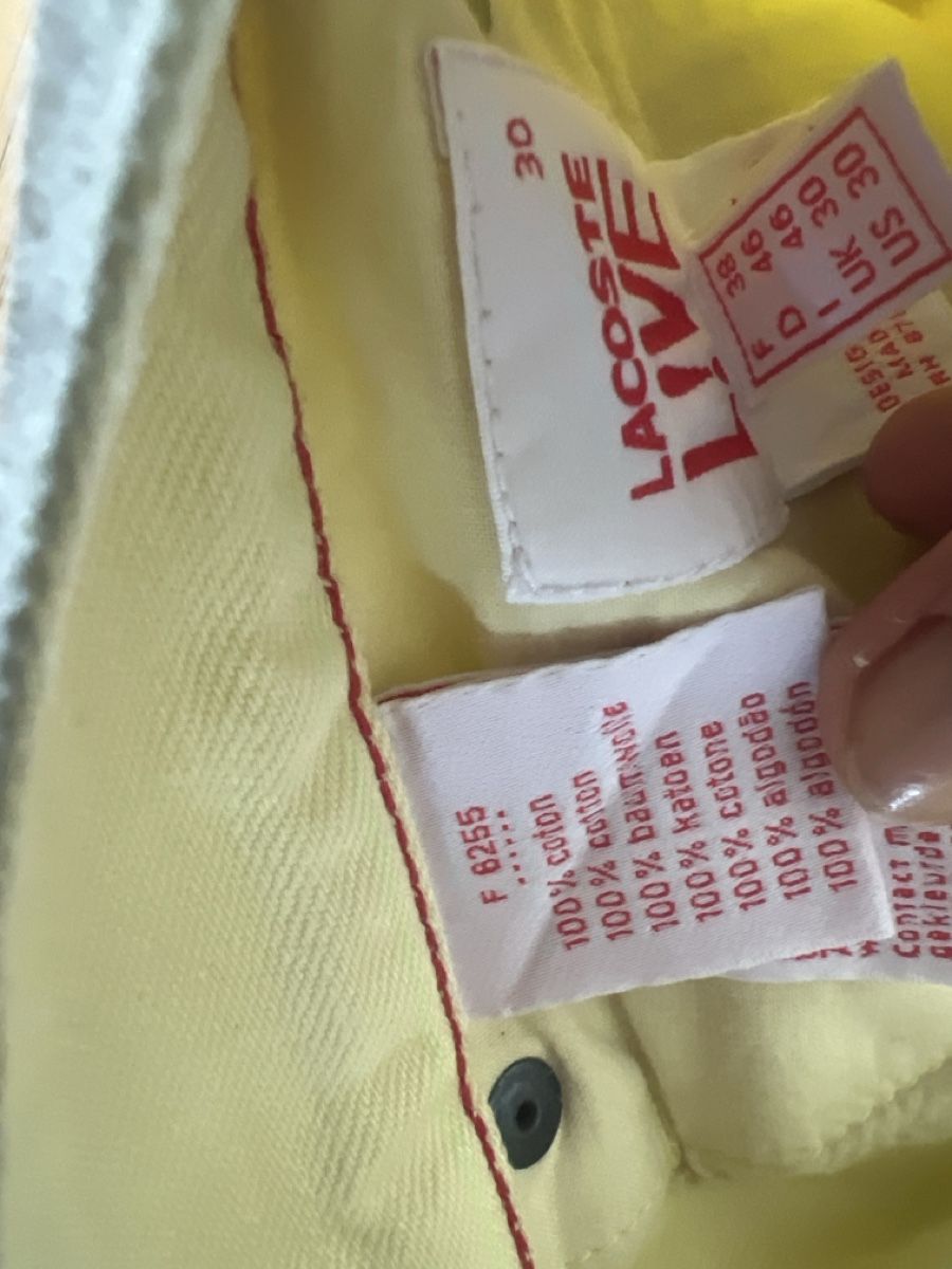 Lacoste Jeans: LACOSTE LIVE Jean taille 30 jaune  – Nuovo (secondo la descrizione) da Nyon venduto da ikel78 4