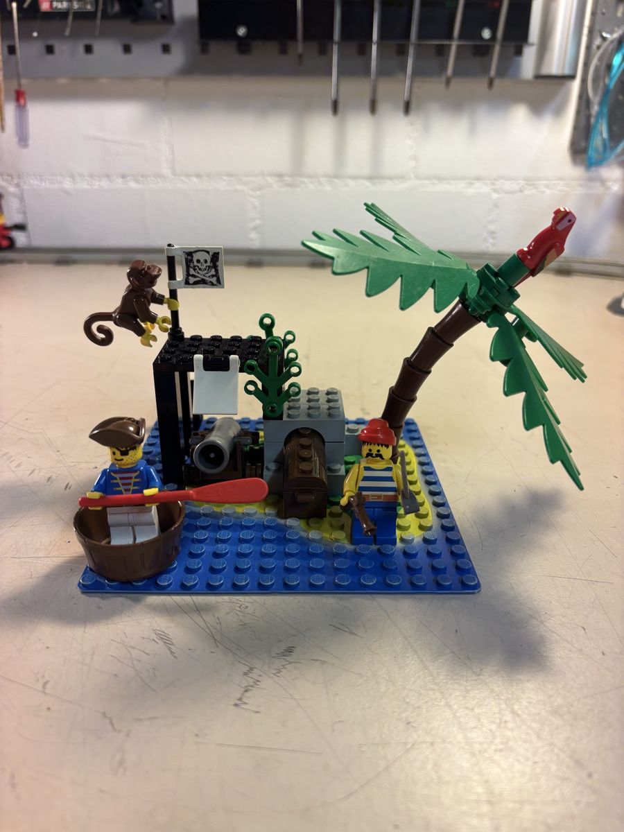 Lego Kit di costruzioni: Lego Piraten Insel 6260 – Usato da Möriken AG venduto da Classics16