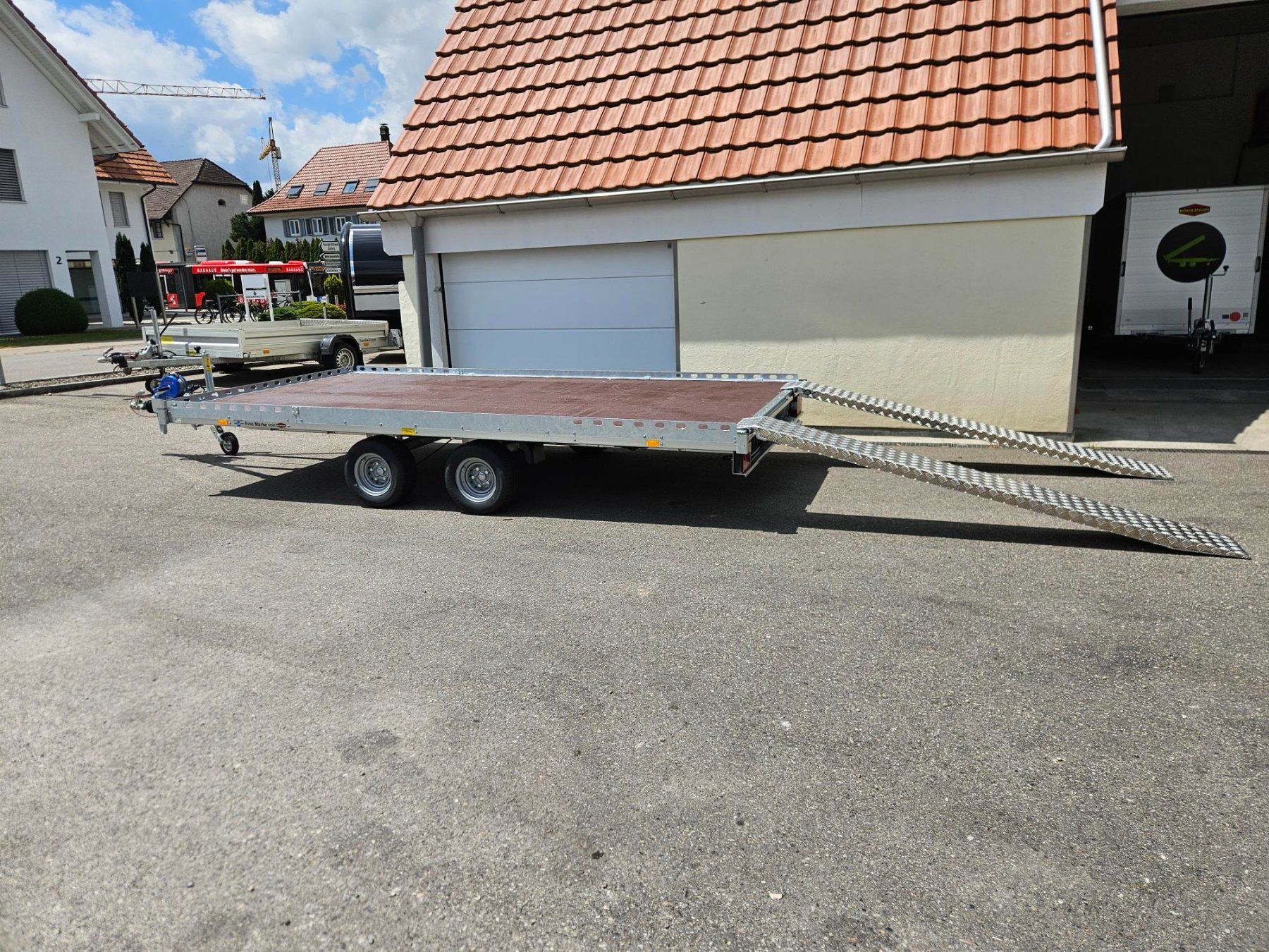 Rimorchi: TPV / Böckmann Autotransporter / Hochlader 4520/27R – Nuovo e nell'imballaggio originale da Gunzgen venduto da HofmannAnhaenger 4