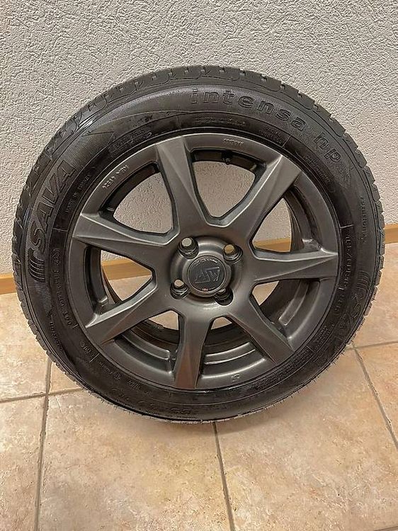 Support à Pneus KADAX - Pour 4 Pneus Avec Jantes - Avec Roulettes - Gain De Place Garage Ou Atelier