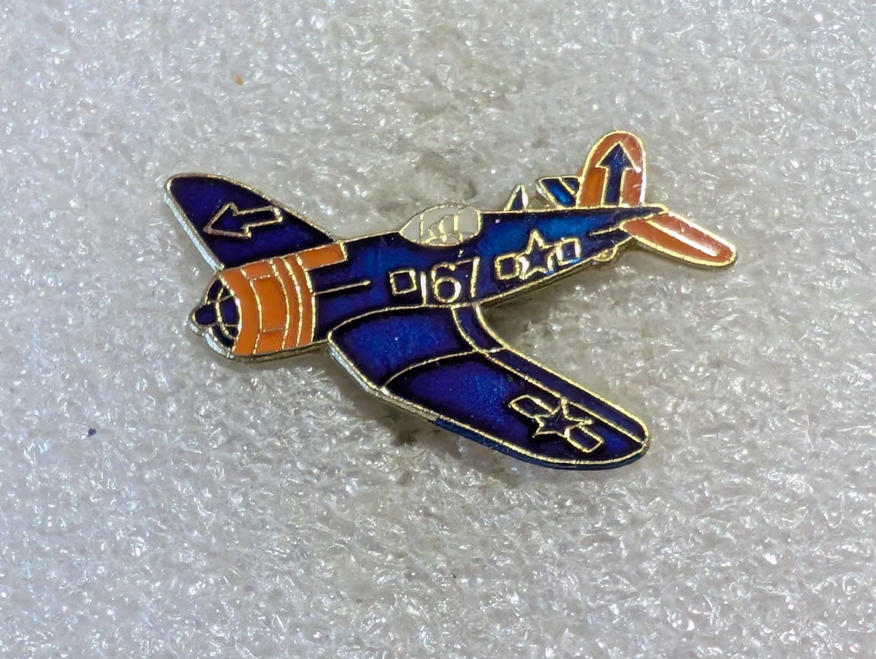 Placchette & Badge: Ansteckpin 135: Flugzeug – Usato da Oppligen venduto da Pin-Fall-Shop