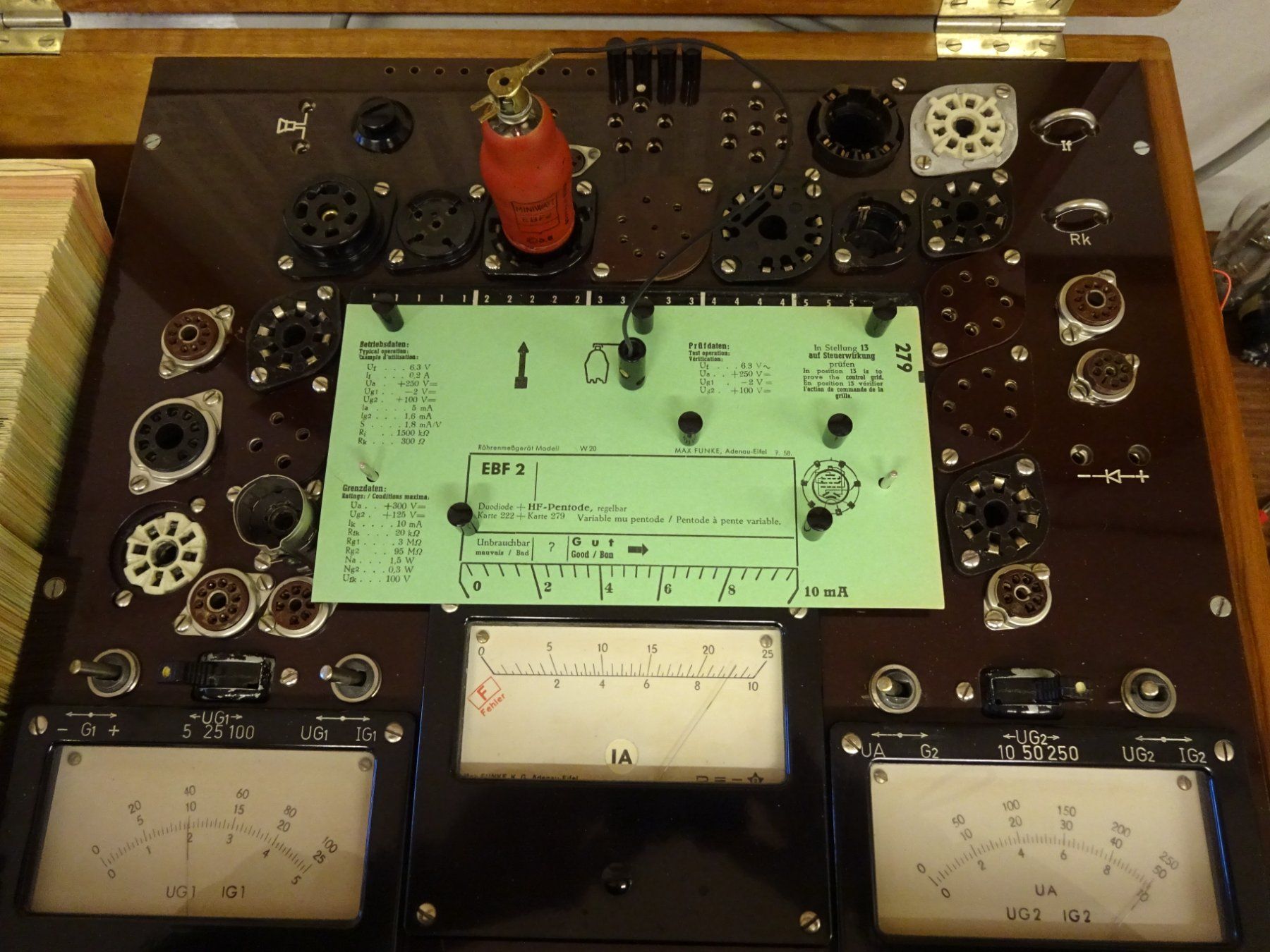 Elektronikbauteile: PHILIPS EBF2 – Gebraucht aus Wettingen von Xtra0 3