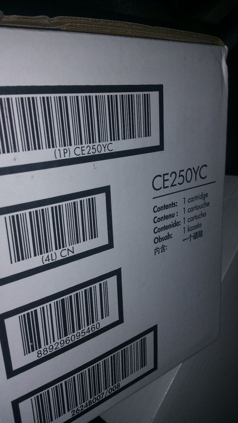 Hewlett Packard Cartucce per stampanti & toner: HP toner CE250YC – Nuovo e nell'imballaggio originale da Ecublens VD venduto da Netfinity 1