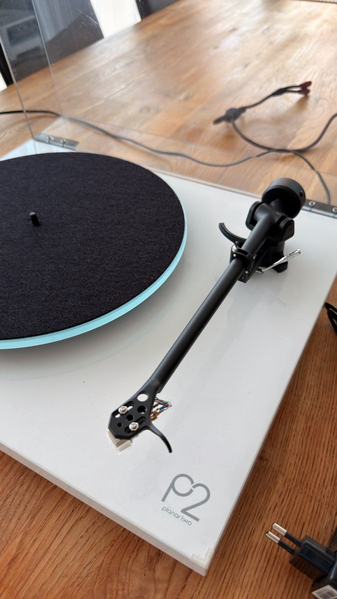 Rega Plattenspieler: Rega P2 Plattenspieler top Zustand – Gebraucht aus Giebenach von Monogramm 2