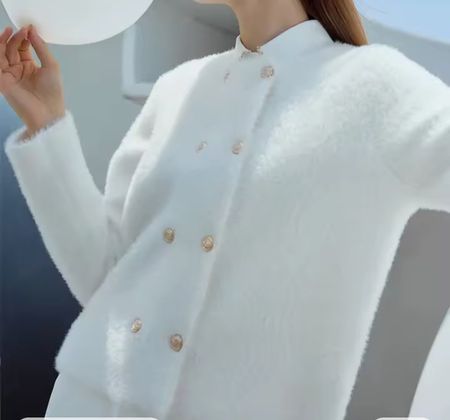 Cardigan duveteux neuf taille S neuf avec étiquette