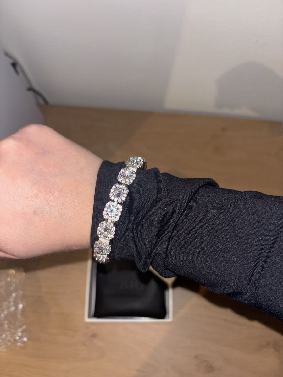 Bracciali & Braccialetti: Bracelet Argent Plaqué Or Blanc Neuf – Nuovo e nell'imballaggio originale da Chêne-Bougeries venduto da sor_9rzp 5