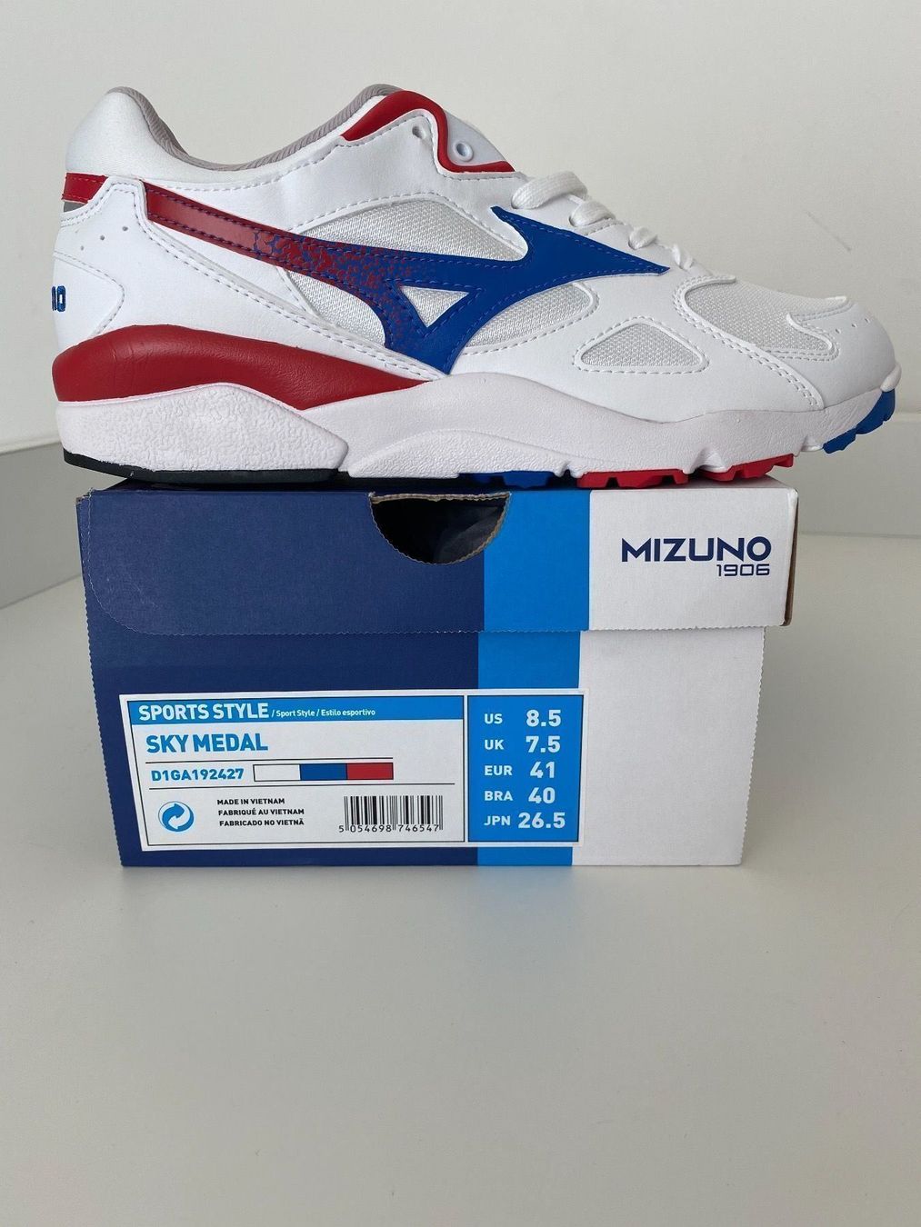 Mizuno Herrenschuhe: MIZUNO SKY MEDAL Sneaker Herren, Gr. 41 – Neu und originalverpackt aus Luzern von falena01 9