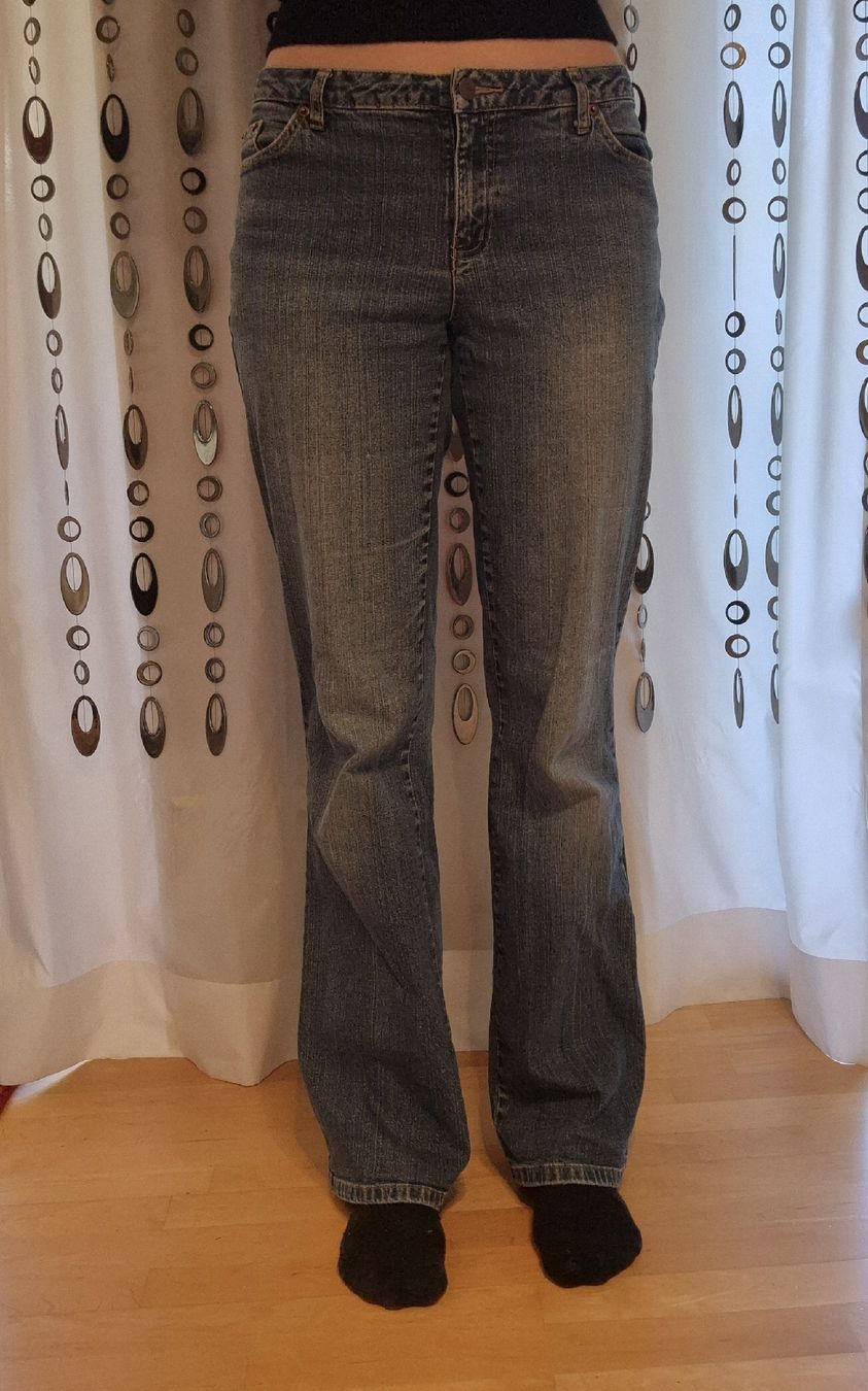 Jeans: Flared Jeans – Gebraucht aus Grabs von Secondhand_clothes 1