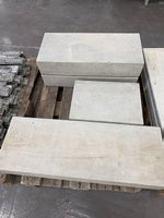 Beton-Blockstufen zu verkaufen