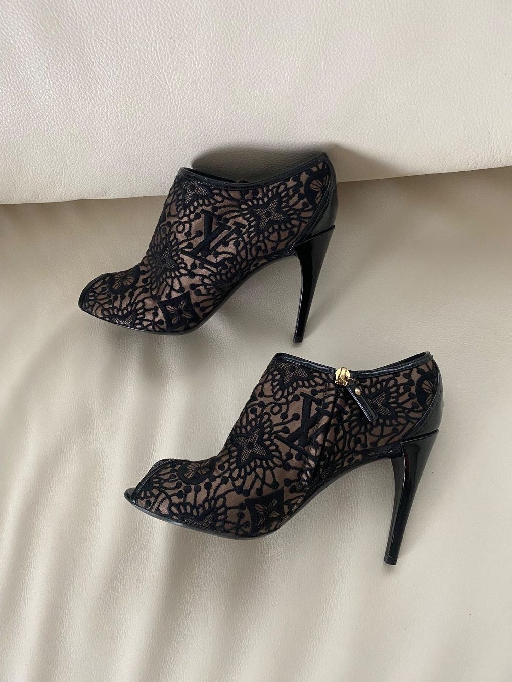 Louis Vuitton Damenschuhe: Exklusiver must have LOUIS VUITTON Pumps, Gr. 38.5 – Gebraucht aus Winkel von ferrari2022 2