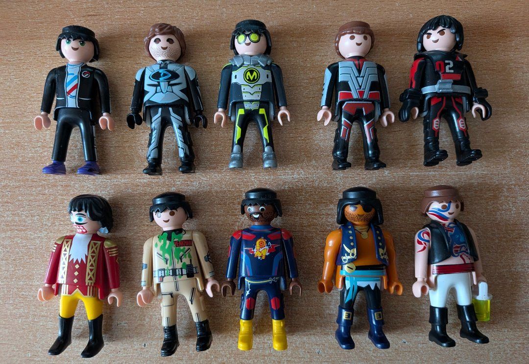 Playmobil Giocattoli: 10 playmobil – Usato da Cernier venduto da Poussetofiol