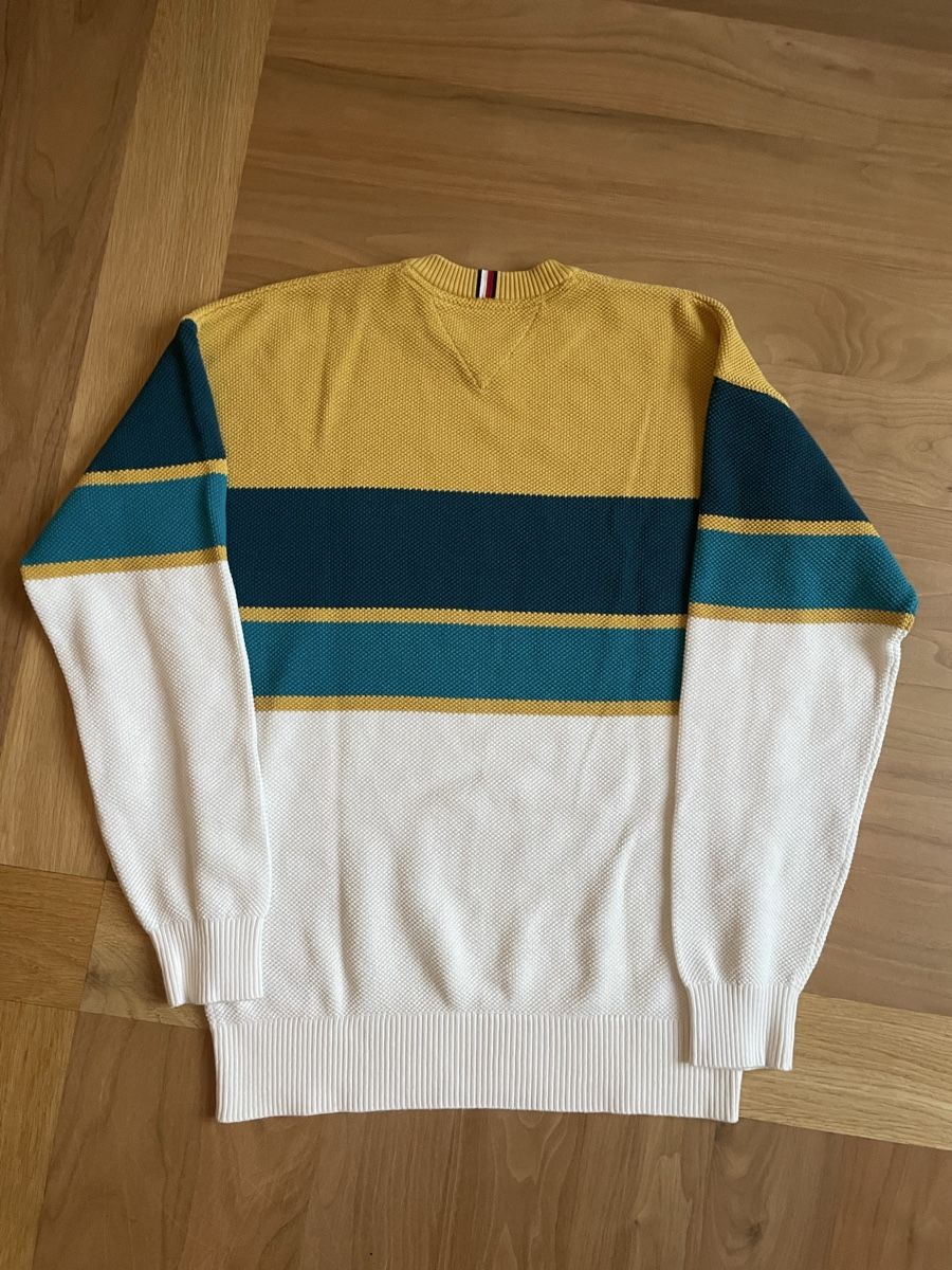 Tommy Hilfiger Pulls et sweat-shirts: Pullover Tommy Hilfiger 176 neuwertig  – D'occasion à Fribourg par Mymikrakra01 3