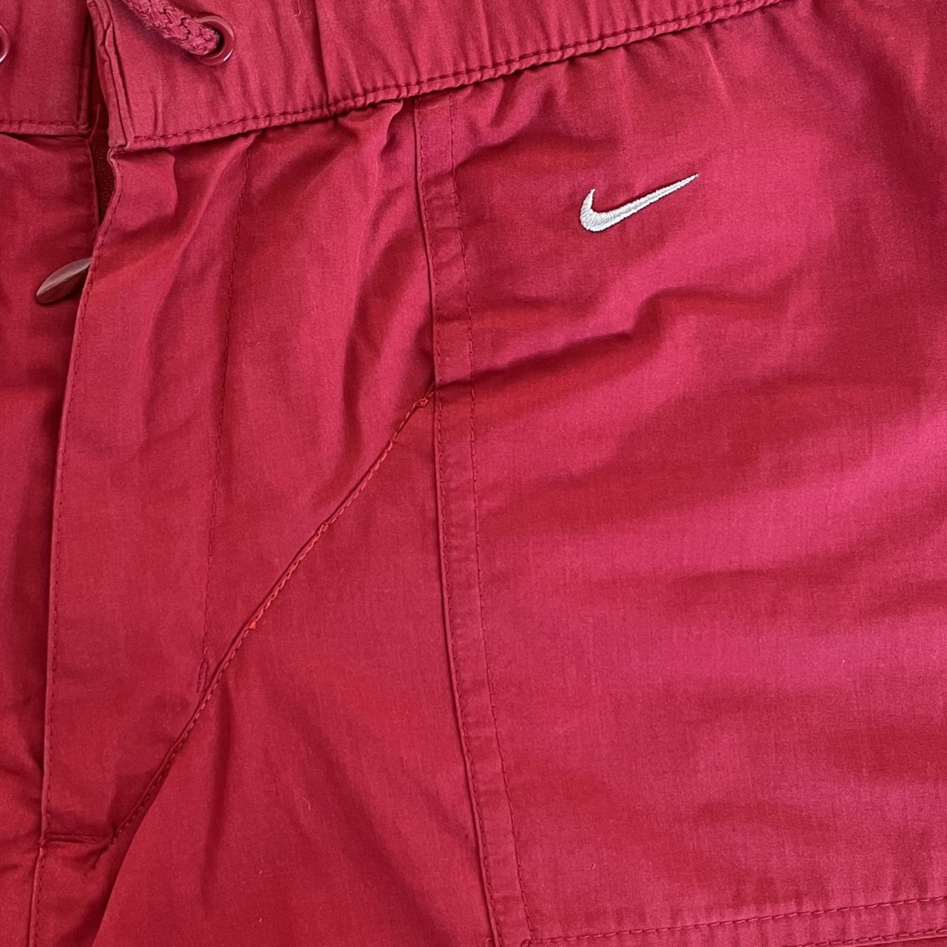 Nike Pantaloni: Vintage Nike Trackpant (M) – Usato da Chamoson venduto da Sapoloshop 1