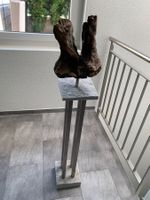 Skulptur Holz, Sockel Granit/Edelstahl