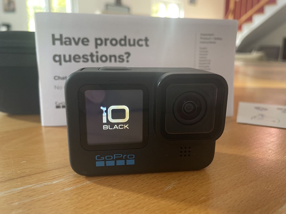 Gopro Action Cam: GoPro Hero 10 Black – Nuovo (secondo la descrizione) da Ogens venduto da ced_qn5v