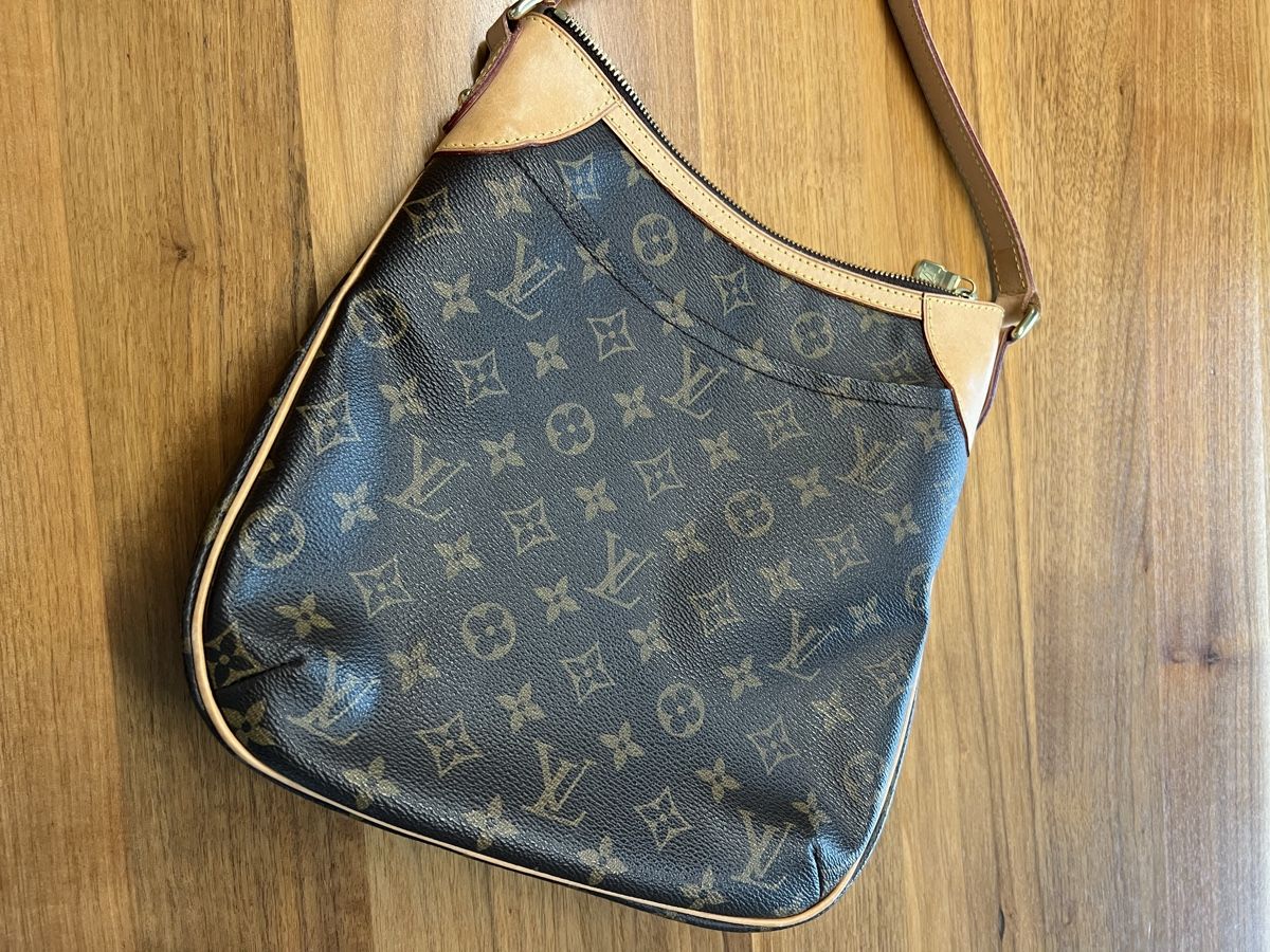 Borse da donna: Louis Vuitton Odeon Umhaengetasche – Usato da Altendorf venduto da CyRoBi 2